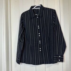 NWT Women's size 1x Northcrest Black and‎ White Striped shirt, size 14w/16w